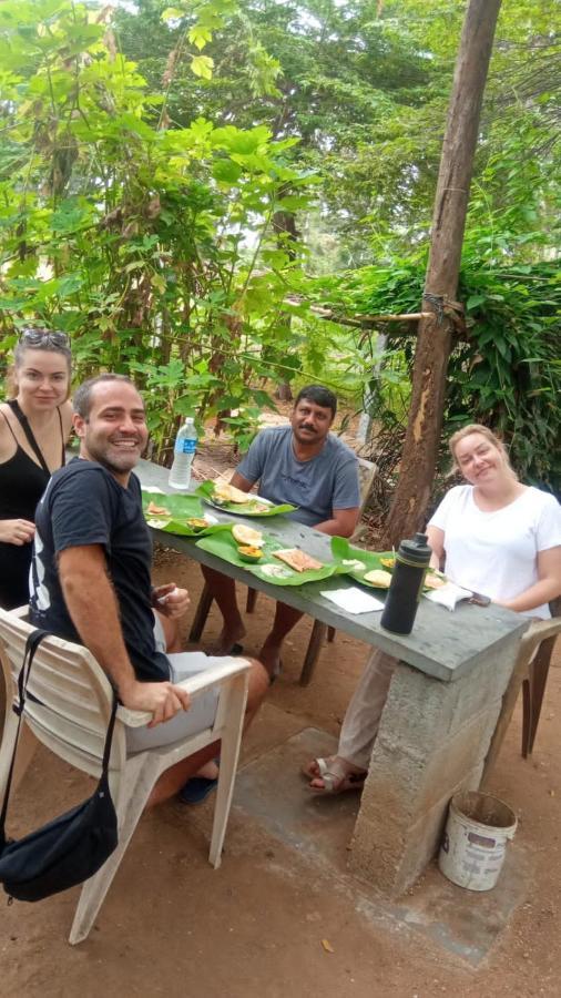 Gopi Plantation Homestay Hampi Eksteriør bilde